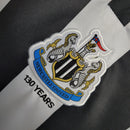 Camisa Newcastle Edição Especial Aniversario 23/24 - Torcedor Castore Masculina - Preta com detalhes em branco