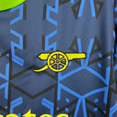 Camisa Arsenal Treino 23/24 - Torcedor Adidas Masculina - Azul com detalhes em amarelo e verde