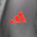 Jaqueta Corta-Vento River Plate 23/24 Masculina Adidas - Preta com detalhes em vermelho e branco