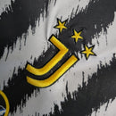 Camisa Juventus I 23/24 manga longa - Torcedor Adidas Masculina - Preta e branca