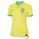 Camisa Seleção Brasileira I 2022 - Torcedor Nike Feminina - Amarela com detalhes em verde