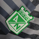 Camisa Atlético Nacional Treino 23/24 - Torcedor Nike Masculina - Preta com detalhes em branco e verde