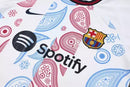 Kit Treino adulto - Camisa e Shorts - Barcelona Nike 24/25 - Branco e azul com detalhes em vermelho