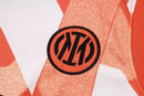 Kit Treino adulto - Camisa e Shorts - Inter de Milão Nike 24/25 - Branco e azul com detalhes em laranja