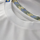 Camisa Leeds I 25/26 - Torcedor Adidas Feminina - Branca com detalhes em azul e amarelo
