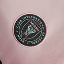 Kit Infantil Inter Miami CF I 23/24 - Adidas - Rosa com detalhes em preto