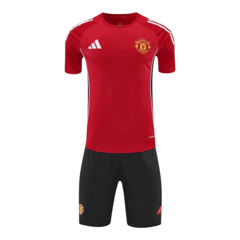 Kit Infantil Manchester United Treino 25/26 - Adidas - Vermelho e preto