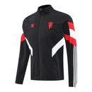 Jaqueta Corta-Vento Manchester United 25/26 - Masculino Adidas - Preta com detalhes em vermelho e branco