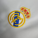 Camisa Retrô Real Madrid I 00/01 - Masculina Adidas - Branca com detalhes em azul