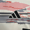 Camisa Bayern de Munique II 25/26 - Torcedor Adidas Feminina - Bege com detalhes em vermelho e azul