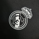 Camisa Retrô Real Madrid II 2016/2017 manga longa - Adidas Masculina - Preta com detalhes em roxo