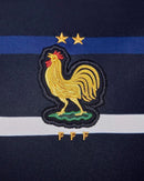 Camisa Seleção França Pré-jogo I 24/25 - Torcedor Nike Masculina - Azul com detalhes coloridos