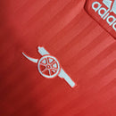 Camisa Arsenal 23/24 - Torcedor Adidas Masculina - Vermelha com detalhes em azul e branco