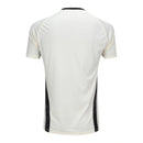 Camisa Santos Treino 26/27 - Torcedor Umbro Masculina - Bege com detalhes em preto