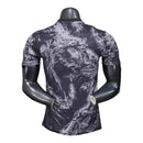 Camisa Seleção Inglaterra Pré-jogo 26/27 - Jogador Nike Masculina - Preta com detalhes em cinza