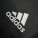 Jaqueta Corta-Vento Bayern de Munique 23/24 - Masculina Adidas - Preta com detalhes em azul