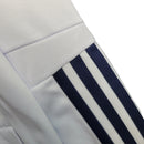 Jaqueta Corta-Vento Cruzeiro Treino 23/24 Masculina Adidas - Branca com detalhes em preto