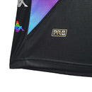 Camisa Vasco da Gama II Edição especial LGBTQIAPN+ 23/24 - Torcedor Kappa Feminina - Preta com detalhes na faixa nas cores de um Arco-íris