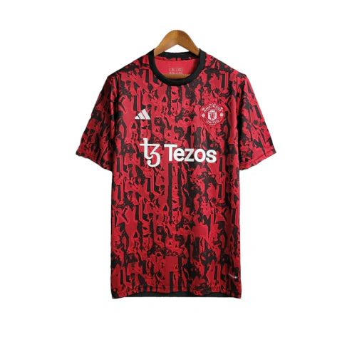 Camisa Manchester United Treino 23/24 - Torcedor Adidas Masculina - Vermelho com detalhes em preto e branco