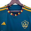 Camisa LA Galaxy II 23/24 - Torcedor Adidas Masculina - Verde com detalhes em vermelho e amarelo