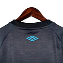 Camisa Grêmio III 23/24 - Torcedor Umbro Feminina - Preta com detalhes em azul