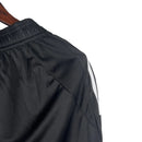 Shorts Colo Colo 23/24 - Masculino Adidas - Preto com detalhes em branco