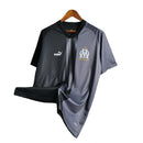 Camisa Olympique Marseille Treino 23/24 - Torcedor Puma Masculina - Preta com detalhes em branco