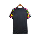 Camisa Real Madrid Treino Edição Especial 24/25 - Torcedor Adidas Masculina - Preta com detalhes multicoloridas