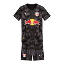 Kit Infantil Red Bull Bragantino Goleiro I 25/26 - Puma - Preto com detalhes em cinza e branco