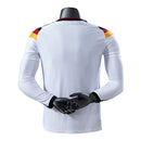 Camisa Seleção Alemanha I 26/27 manga longa - Jogador Adidas Masculina - Branca com detalhes em amarelo e vermelho
