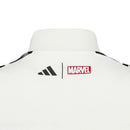 Camisa Real Madrid Pré-jogo Marvel Avengers 25/26 manga longa - Torcedor Adidas Masculina - Branca com detalhes em preto e amarelo