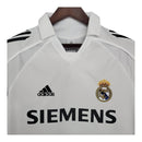 Camisa Retrô Real Madrid I 05/06 - Masculina Adidas - Branca com detalhes em preto