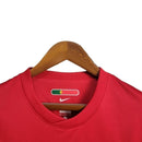 Camisa Retrô Seleção de Portugal I 2010 - Nike Masculina - Vermelha com detalhes em verde