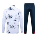 Conjunto Paris Saint-Germain II 24/25 - Masculino Nike - Branco com detalhes em vermelho e azul