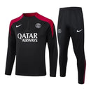 Conjunto Paris Saint-Germain Treino 24/25 - Masculino Nike - Preto com detalhes em vermelho