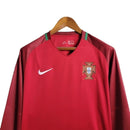 Camisa Retrô Seleção de Portugal I 2016/2017 manga longa - Nike Masculina - Vermelha com detalhes em verde