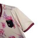 Camisa Japão Edição especial 24/25 - Torcedor Adidas Masculina - Bege com detalhes em vinho