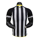 Camisa Santos II 25/26 - Jogador Umbro Masculina - Branca e preta