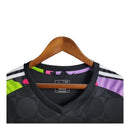 Camisa Seleção da Itália Treino 24/25 - Torcedor Adidas Masculina - Preta com detalhes multicoloridas