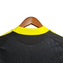 Camisa Retrô Liverpool II 2010/2011 - Masculina Adidas - Preta com detalhes em amarelo