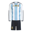 Kit Infantil Seleção Argentina I 26/27 manga longa - Adidas - Branco e azul