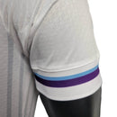 Camisa Seleção do Uruguai I 24/25 - Jogador Masculina - Branca com detalhes em azul e dourado