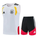 Kit Treino adulto - Camisa e Shorts - Seleção Alemanha Adidas 26/27 - Branco e preto com detalhes em amarelo e vermelho