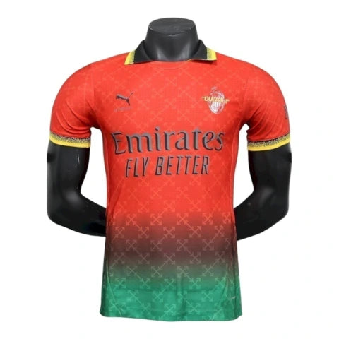 Camisa AC Milan Edição especial 25/26 - Jogador Puma Masculina - Vermelha com detalhes em verde