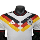 Camisa Seleção Alemanha I 26/27 - Jogador Adidas Masculina - Branca com detalhes em amarelo e vermelho