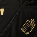 Conjunto Seleção Bélgica Treino 26/27 - Masculino Adidas - Preto com detalhes em vermelho e amarelo