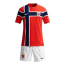 Kit Infantil Seleção Noruega I 26/27 - Nike - Vermelho e branco