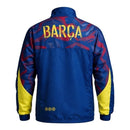 Jaqueta Corta-Vento Barcelona 26/27 - Masculina Nike - Azul com detalhes em amarelo e vermelho